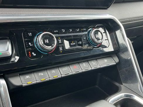 Used 2023 GMC Sierra 1500 Denali w/ Technology Package image 36