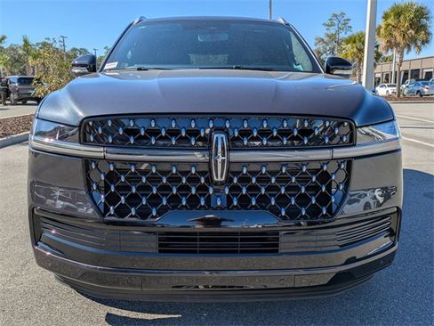 New 2025 Lincoln Navigator Black Label image 9