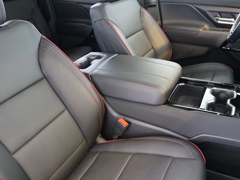 Used 2025 Chevrolet Silverado EV RST image 41