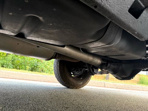 Used 2011 GMC Savana 3500 image 26