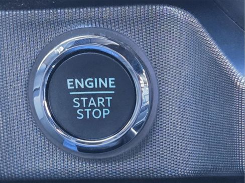 Used 2025 Ford F350 Platinum image 34