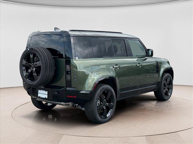 New 2026 Land Rover Defender 110 X-Dynamic SE AWD/4WD image 5
