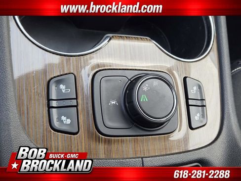 Used 2023 GMC Acadia SLE w/ Driver Convenience Package FWD image 32