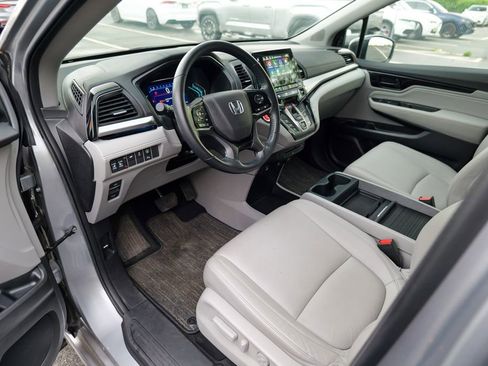 Used 2023 Honda Odyssey Touring image 19