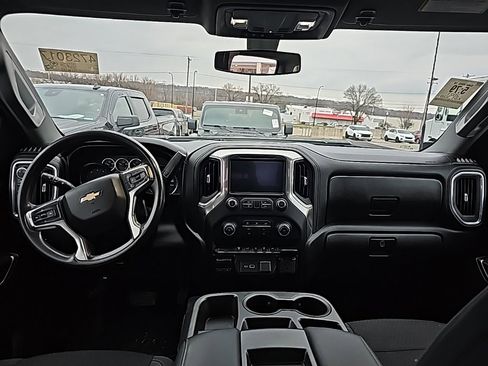 Used 2021 Chevrolet Silverado 2500 LT image 4