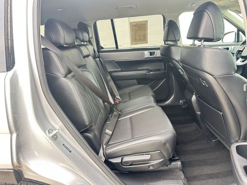 Used 2025 Hyundai Santa Fe SEL image 41