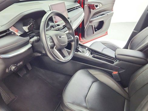 Used 2022 Jeep Compass Limited image 16