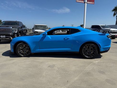 Used 2023 Chevrolet Camaro ZL1 RWD image 5