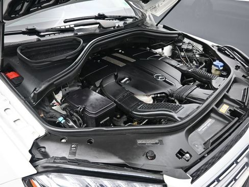 Used 2018 Mercedes-Benz GLS 450 4MATIC image 69