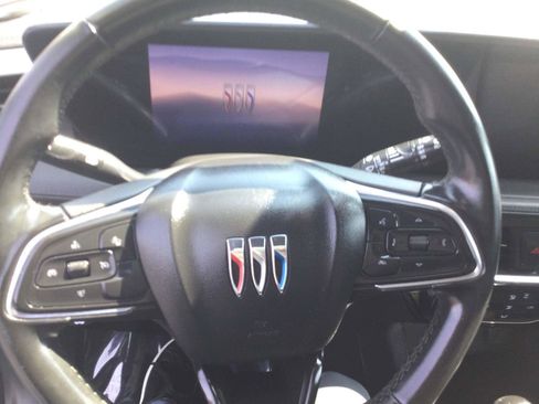 Used 2024 Buick Encore GX Sport Touring image 15