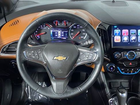 Certified 2017 Chevrolet Cruze Premier image 16