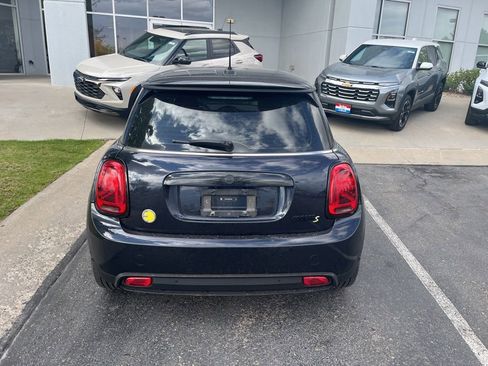 Used 2024 MINI Cooper SE FWD image 8