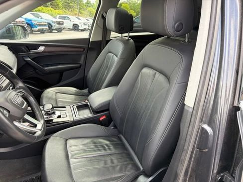 Used 2021 Audi Q5 2.0T Premium w/ Convenience Package AWD/4WD image 23