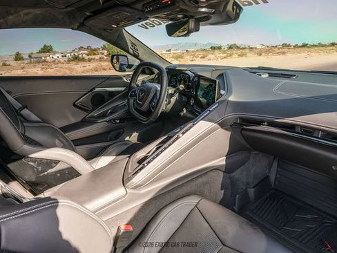 Used 2025 Chevrolet Corvette Stingray Premium Cpe w/ Z51 Performance Package RWD image 46