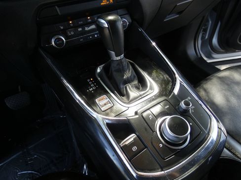 Used 2019 MAZDA CX-9 Touring image 59
