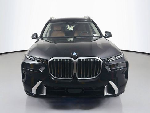 Used 2024 BMW X7 xDrive40i AWD/4WD image 2