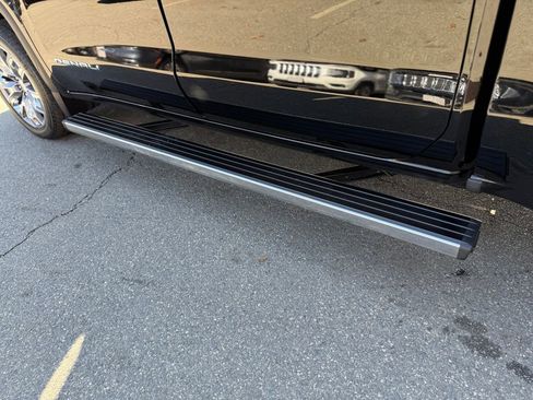 Used 2024 GMC Sierra 1500 Denali w/ Denali Reserve Package image 32