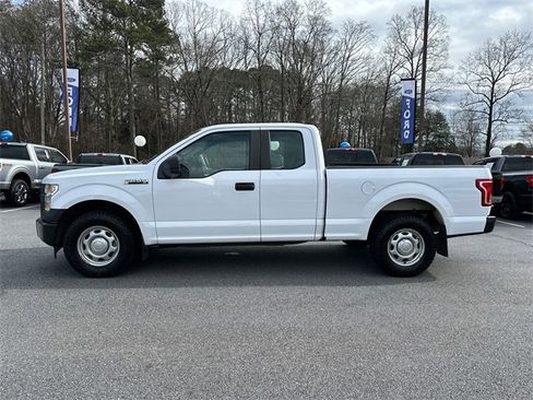Used 2017 Ford F150 XL w/ Equipment Group 101A Mid image 4