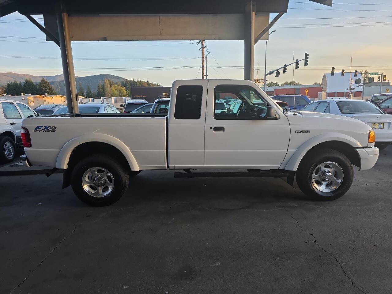 Used 2003 Ford Ranger FX4 AWD/4WD image 2