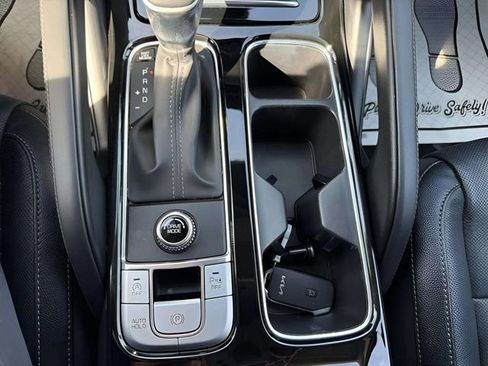 Used 2022 Kia Telluride EX FWD image 10