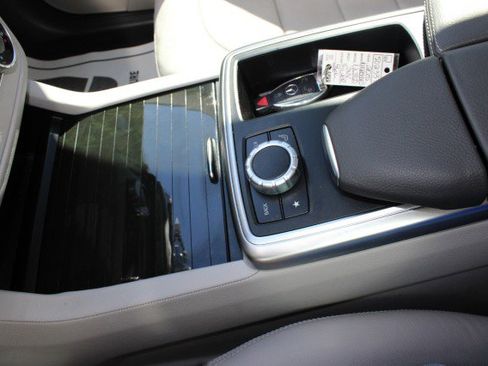 Used 2015 Mercedes-Benz ML 350 2WD image 34