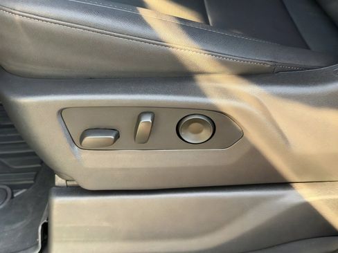 Used 2026 GMC Sierra 1500 SLT w/ SLT Premium Package image 24