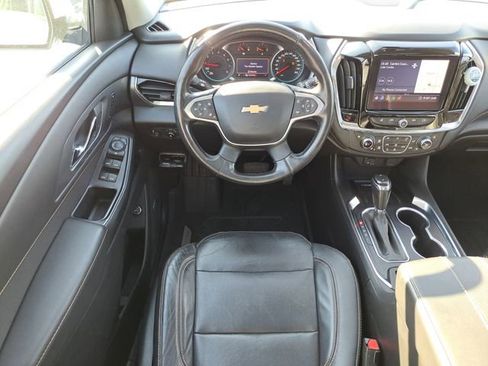 Used 2020 Chevrolet Traverse Premier w/ LPO, Midnight Edition image 7