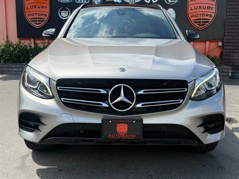 Used 2019 Mercedes-Benz GLC 300 image 2