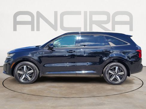 Used 2023 Kia Sorento EX w/ Panoramic Sunroof Package FWD image 8