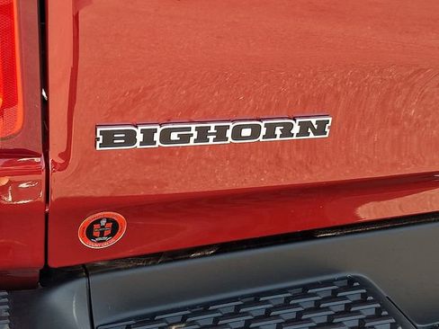 New 2026 RAM 1500 4x4 Crew Cab image 17