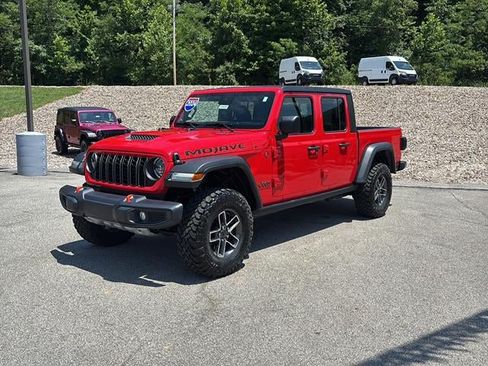Used 2024 Jeep Gladiator Mojave AWD/4WD image 1