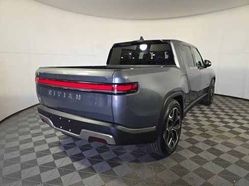 Used 2024 Rivian R1T Adventure AWD/4WD image 5