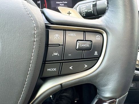 Used 2024 Lexus LS 500 AWD w/ Luxury Package image 24