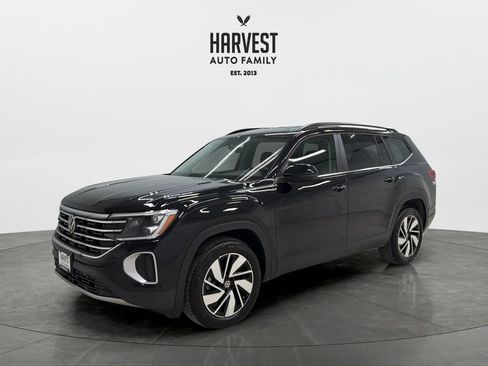 Used 2026 Volkswagen Atlas SE AWD/4WD image 1