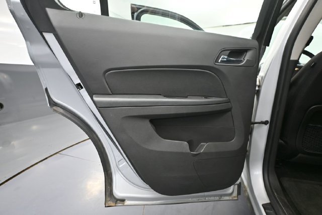 Used 2014 Chevrolet Equinox LS AWD/4WD image 26