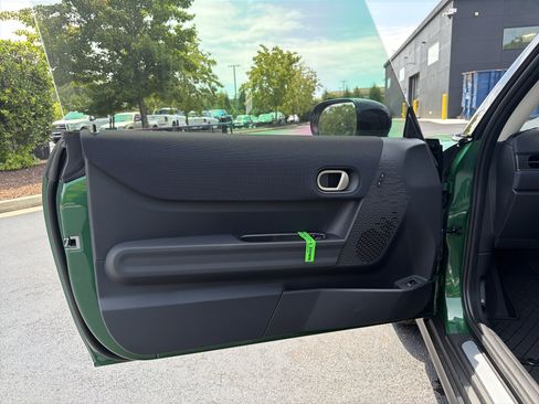 New 2026 MINI Cooper 2-Door Hardtop FWD image 25