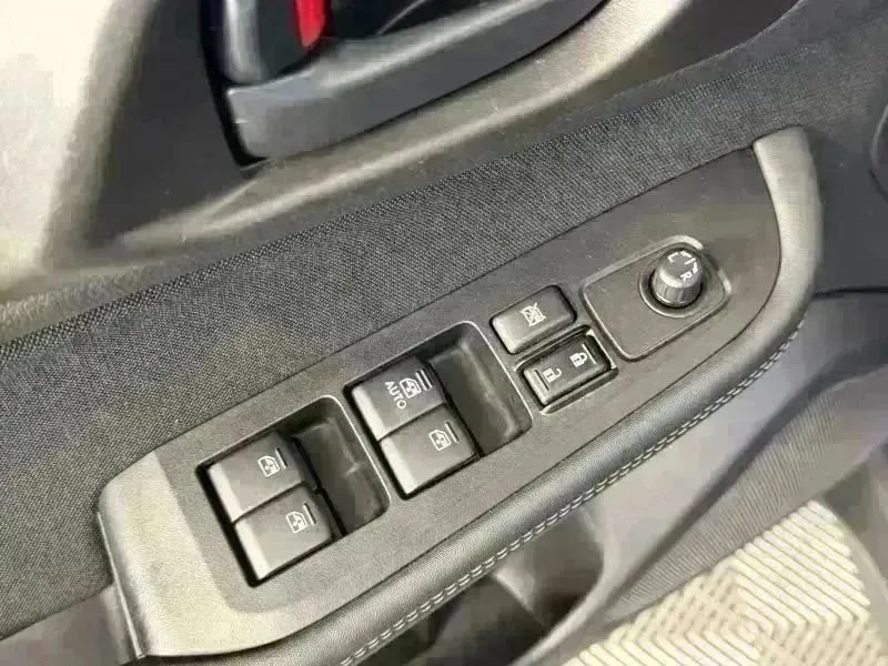 Used 2018 Subaru Outback 2.5i AWD/4WD image 23