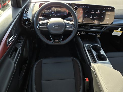 New 2026 Chevrolet Equinox EV RS image 10