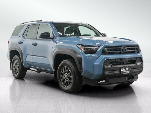 Used 2026 Toyota 4Runner SR5 AWD/4WD image 7