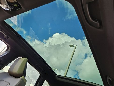 New 2025 BMW X3 xDrive30i w/ Convenience Package image 30