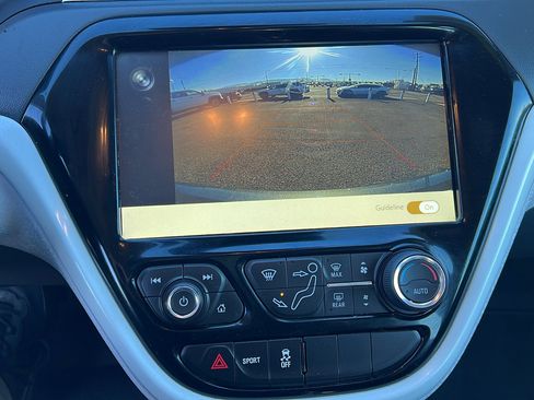 Used 2021 Chevrolet Bolt LT image 21