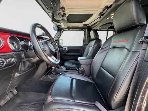 Used 2021 Jeep Gladiator Rubicon AWD/4WD image 17
