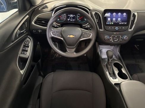 Used 2023 Chevrolet Malibu LS FWD image 4