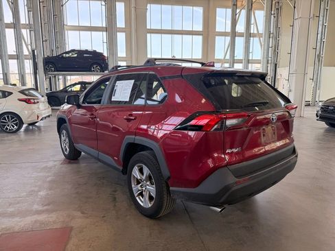 Used 2023 Toyota RAV4 XLE w/ Convenience Package AWD/4WD image 5