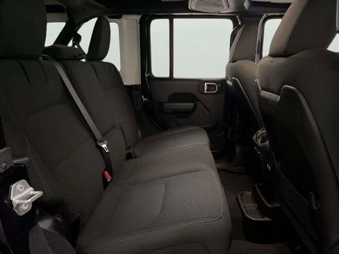 Used 2025 Jeep Wrangler Unlimited Rubicon 4xe w/ Convenience Group image 14