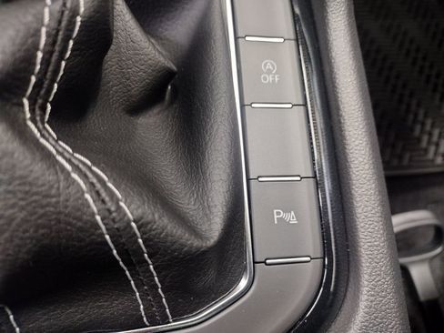 New 2026 Volkswagen Taos SEL AWD/4WD image 32