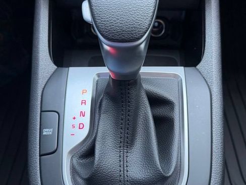 Used 2023 Kia Forte LXS w/ LXS Technology Package FWD image 18