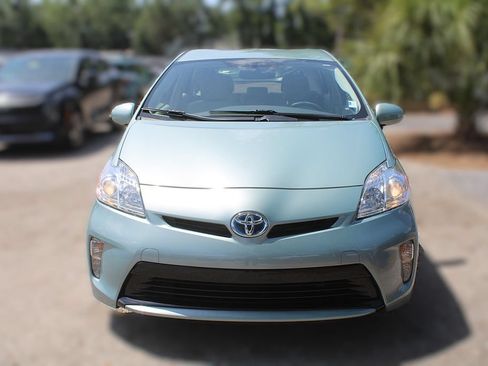 Used 2015 Toyota Prius Four FWD image 16