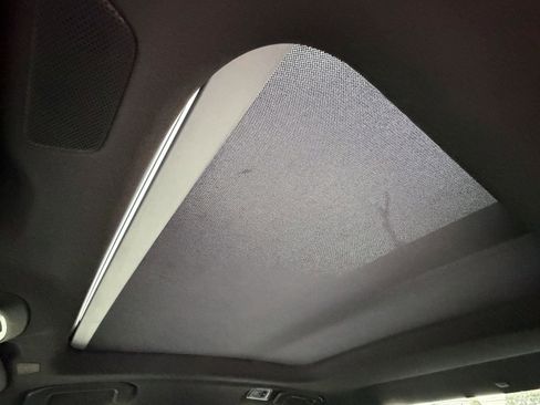 Used 2020 Volvo S60 T6 R-Design image 16