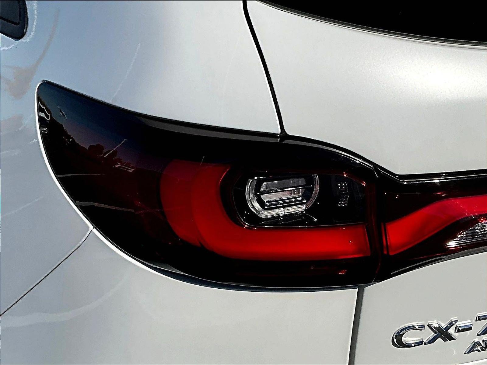 Used 2025 MAZDA CX-70 Plug-In Hybrid w/ Premium Pkg AWD/4WD image 23